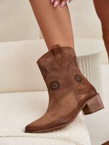 Stivaletti alla caviglia in pelle scamosciata da donna con tacco traforato Zazoo 3844, eleganti, in pelle naturale beige, marrone e oro - Castano - Visualizzare 5