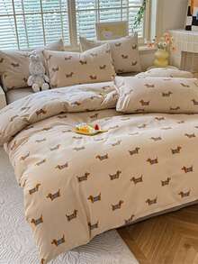 四件套柔软加大款ins风双面床品套装，棕色腊肠犬印花图案（1件被套+1件床单+2件枕套），亲肤磨毛面料，360°防滑包边，不含荧光增白剂，透气、柔软、耐用、可机洗、保暖，适合卧室、客房、宿舍等各种环境，四季皆宜。 - 小復古狗 - 查看 8