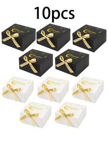 10个精美斋月主题纸质礼盒，饰有金色丝带蝴蝶结 - 黑白混合风格，精致的月亮和星星图案设计，结构坚固耐用，非常适合作为节日礼物、派对礼物、庆祝活动和交换礼物，以及日常分享。 - 彩色 - 查看 8