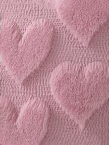 2件套情人节心形毛绒枕套，3D心形蓬松枕套，现代简约风格，适合客厅、卧室、户外使用，四季皆宜，是生日、毕业等场合的理想礼物。