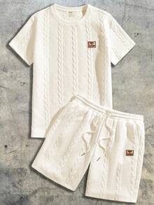 Men's Short-Sleeved Suit With Solid-Color Jacquard Texture, Crew Neck Shirt + Shorts With Pockets And Patches, Suitable For Vacation And Leisure Outings, Spring And Summer Wear, A Great Gift For Family And Friends. - 米色 - 查看 2