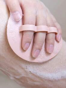 1pc Finger Grip Bath Brush Exfoliating Scrubber – Ergonomic Finger Loops For Easy Hold In Shower, Deep Cleans Skin, Removes Dead Skin & Dirt, Gentle Body Wash Tool For Daily Exfoliation, Achieves Smooth & Soft Skin, Practical Bathroom Beauty Accessory - Multicolor - View 2