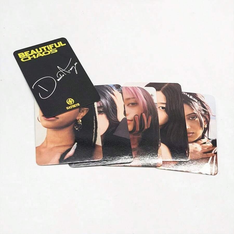 6张KATSEYE专辑《Beautiful Chaos》照片卡 - 双面印刷K4 LOMO卡，光面涂层，官方成员专辑 - WVS特别赠品EYEKONS，精美设计，高品质印刷，光面，KPOP周边礼品 - 彩色 - 查看 1