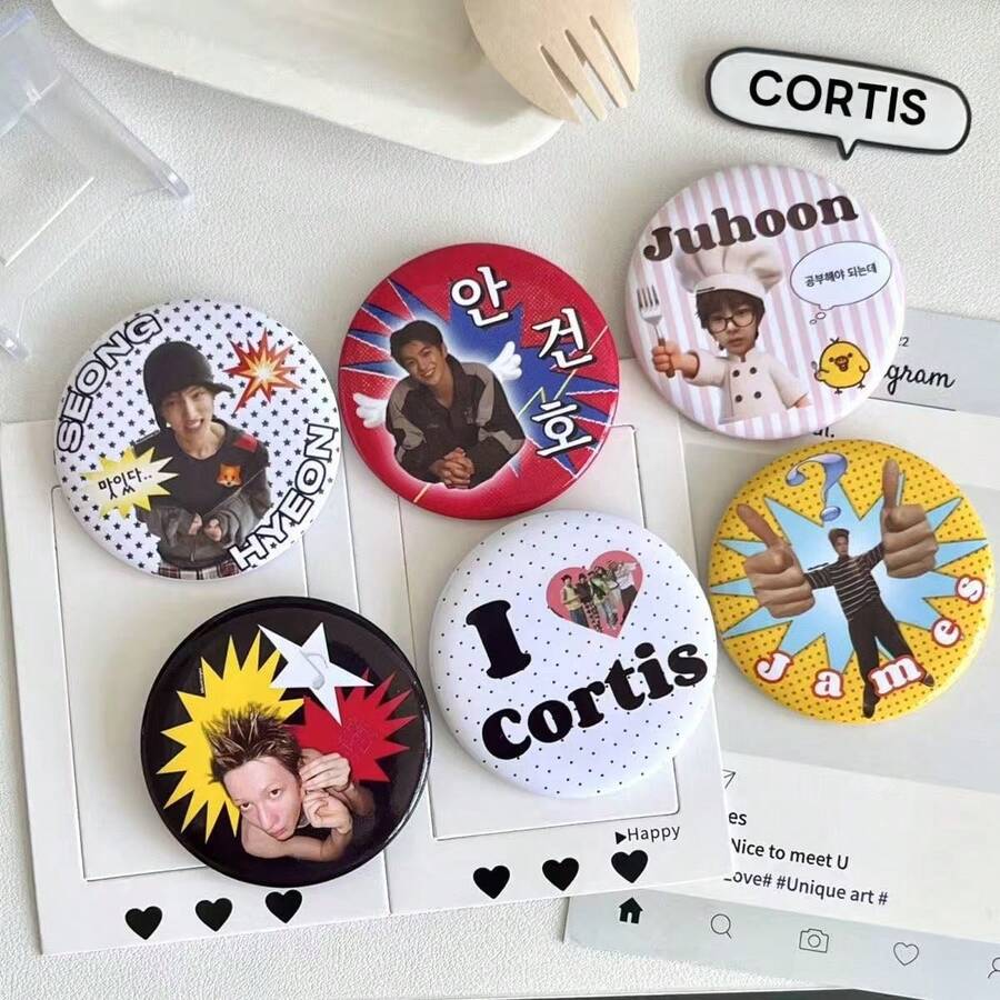 Móc khóa hình môi bóng bẩy, họa tiết hoạt hình nhóm nhạc nam K-Pop CORTI/S, thích hợp để đeo hàng ngày, sưu tầm, trang trí ngày lễ và làm quà tặng. - Nhiều màu - Xem 1