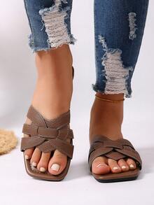 Dép xăng đan đế bằng hình trái tim đan chéo mùa hè dành cho nữ, kiểu dáng tối giản thời trang, màu trơn, hở mũi, phù hợp cho các hoạt động ngoài trời, đi biển, du lịch, trong nhà, mũi vuông, dép nhẹ cho nữ, màu cà phê. - Màu nâu Sô-cô-la - Xem 7