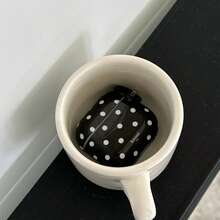 Minimalist Black Polka Dot Earphone Case Compatible With Apple Pro 3/Pro 2/Pro/ 4/3/2, Fashionable Women Earphone Case, Minimalist Earphone Case, Apple Earphone Case, Apple Earphone Cover