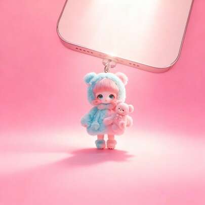 1个蓝色和粉色2D小熊造型防尘塞，精致小巧，有效保护手机接口免受灰尘侵扰！兼容iOS和安卓手机。手机防尘塞、耳机防尘塞、手机防尘盖、耳机插孔防尘盖、手机接口防尘塞、耳机插孔防尘塞。