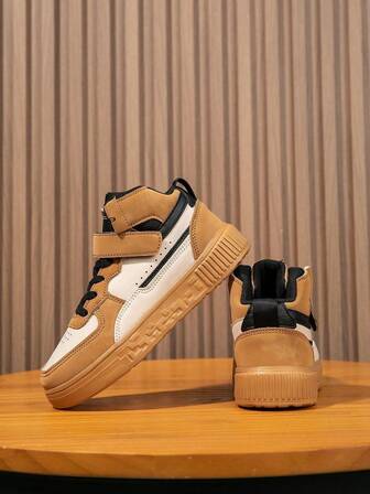 1 par de zapatillas deportivas de caña alta para niños, zapatos deportivos casuales, ligeros y versátiles, de moda y transpirables para patinaje para niños y niñas