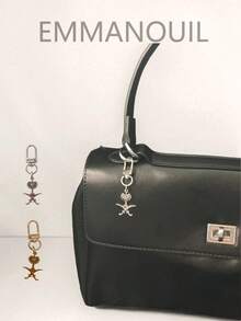 2 chiếc mặt dây chuyền hình cây cọ bằng kim loại (vàng/bạc) - Phụ kiện trang trí túi xách và móc khóa, phù hợp với túi xách, ví, ba lô và chìa khóa xe hơi - Trang trí lấy cảm hứng từ trang sức cây dừa thời trang, phụ kiện trang trí túi bằng kim loại bền chắc, hoàn hảo cho túi đi nghỉ mát ở bãi biển. - Nhiều màu - Xem 1