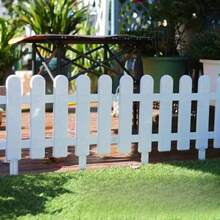 3pcs White Plastic Garden Fence - Durable Anti-Digging Decorative Fence, Suitable For Patio, Yard And Outdoor Space, Lightweight And Easy To Install, Great For Defining Cats/Dogs Activity Area, Outdoor Decorative Fencing | Classic White Pickets | Lightweight Structure, Outdoor Fence - White - View 1