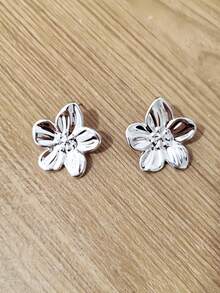 Set de 6/18 pendientes de moda en plata, incluye diseños florales, con textura de concha, brillantes, aros minimalistas, estilos mixtos adecuados para uso diario - Plateado - Ver 5
