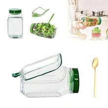 1 hộp đựng salad có miệng mở bên hông và nắp chống rò rỉ - Dùng được trong lò vi sóng, máy rửa chén, tủ lạnh - Bát salad kín có ngăn đựng nước sốt, thiết kế xếp chồng được, thích hợp cho việc chuẩn bị bữa ăn, bữa trưa, bữa tối, văn phòng, du lịch. - Nhiều màu - Xem 6