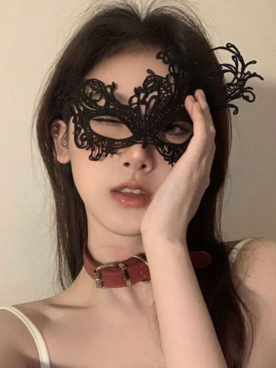 1pc Women's Delicate High-End Lace Mask, 3D Artificial Feather Face Mask, Sexy Black Halloween Masquerade Party Supplies, Costume Mask - Black - View 1