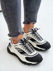 Big Star Women's Premium Platform Sneakers, Made Of Natural Leather And Textile Material, With Shock-Absorbing HI-POLY SYSTEM Insole From Recycling, Perfect For Everyday Styling White Black - Black - View 2