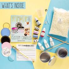 D. I. Y. Custom Candles, Create 2 Scented Soy Candles, Candle Maker Kit, Candle Making Set, Includes Soy Wax Chips, Wicks, Essential Oil, Stickers, Make Your Own Candle Starter Kit, Ages 8+ - Los colores pueden variar - Ver 3