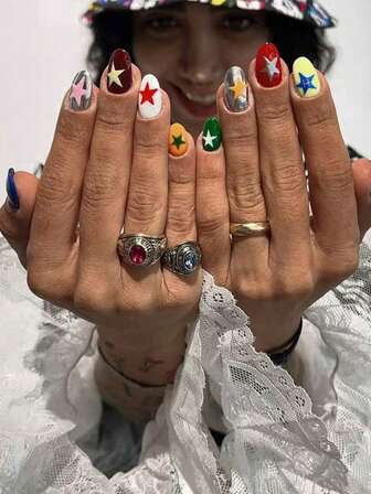 24 piezas Pegatinas de manicura francesa en 3D de estilo oval corto, con diseños en 3D de color azul, rojo, amarillo, verde, blanco, estrella plateada y estilo princesa rosa. Perfectas para uñas acrílicas falsas, incluye 1 pieza de gel de gelatina y 1 pieza de lima de uñas. Adecuado para mujeres y niñas para la vida diaria, viajes y fiestas.