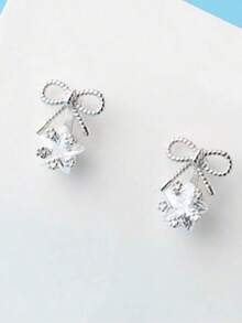 优雅的多层水晶蝴蝶星形吊坠耳环，浪漫闪亮的珠宝，适合搭配圣诞礼服、毛衣和日常佩戴，精致的摇曳吊坠设计，充满节日氛围。 - 星星蝴蝶結耳釘 - 查看 7