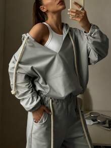 女士新款灰色V领长袖贴袋抽绳连帽宽松卫衣，抽绳高腰两侧有口袋配阔腿裤，时尚休闲简约舒适运动健身骑行外出基础两件套秋冬 - 灰色 - 查看 1