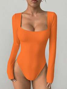 imisic 这款性感长袖方领连体裤适合春夏穿着，采用深V方领设计，修身显瘦，是室内外穿着的必备单品，塑形效果极佳。这款修身深V方领长袖连体裤适合运动、居家和日常活动。 - 亮橙色 - 查看 7