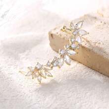 1pc Asymmetrical Rhinestone Flower French Style Earrings, Unique Design, Suitable For Autumn/Winter