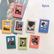 إطار صور مغناطيسي بقياس 3 بوصة، مشبك صور مغناطيسي للثلاجة، ألبوم صور، ألبوم صور صغير، مشبك بطاقة صور مغناطيسي، بقياس الصور الفورية، متوفر بألوان متعددة، خفيف الوزن وسهل التركيب. يجمع بين الديكور والتخزين، ويمكن تركيبه بحرية في أنماط عرض مختلفة على المكتب. خيار مثالي لديكور الثلاجة.