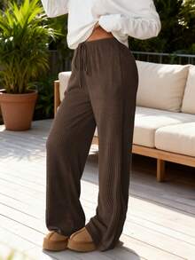 柔软舒适的罗纹弹力腰带口袋仿抽绳设计直筒裤，适合女性户外休闲、通勤、散步、街头穿着，四季皆宜。 - 棕色 - 查看 2
