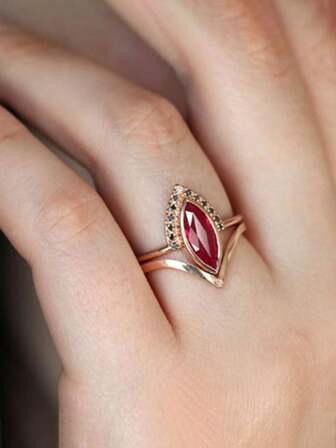 1/2件套复古18K镀金鸽血红红宝石锆石二合一戒指套装，时尚优雅锆石镶嵌戒指，女士款