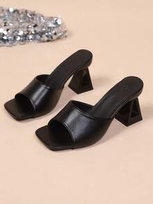 女士黑色高跟穆勒凉鞋，亮面皮革夏季新款套脚凉鞋，方头不对称鞋跟性感漆皮拖鞋，时尚百搭的礼服拖鞋，夜店派对必备 - 黑色 - 查看 6