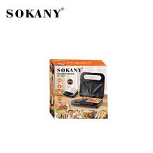 SOKANY 08121 多功能家用三明治机/早餐机。750W大功率，双面加热。带LED指示灯，4个不粘烤盘，易于清洁。底部设有防滑垫、通风孔和耐热手柄。是居家制作三明治的理想之选，也是厨房烘焙的必备工具。