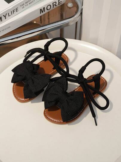 女童可调节绑带凉鞋，尺码 26-36 | 大蝴蝶结扎染踝带平底鞋 | 百搭波西米亚风夏季鞋，适合日常穿着和盛装打扮