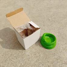 Black Snake Coiled Candle Holder - Gothic Decorative Candle Stand, Dark Aesthetic Tabletop Ornament, Aromatherapy Candle Base