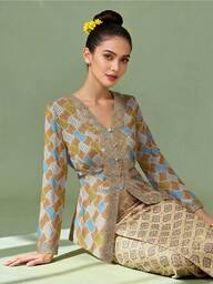 Kebaya Nyonya For Women: Diamond-Patterned Lace-Trimmed Waffle-Knit Long-Sleeved Top, Suitable For Everyday Wear And Holidays.