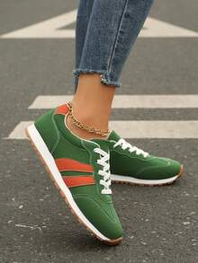 Zapatillas de deporte de mujer con bloques de color retro, zapatos casuales con rayas laterales de ante, entrenadores ligeros y versátiles para estudiantes - Verde militar - Ver 7