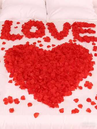 2000pcs Romantic Style Non-Woven Simulated Rose Petals, Artificial Rose Petals, Romantic Handmade Scattered Flowers Suitable For Proposal Party, Valentine's Day Decoration, Wedding Decoration And Room Decoration, Anniversary Decoration, Mother's Day Decoration, Graduation Theme Party Decoration, Home Decoration, Scene Decoration, Graduation Ceremony Party Decoration