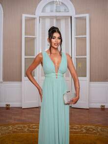 Long Tulle Wedding Dress For Bridesmaids, Without Glitter. - Mint Green - View 3