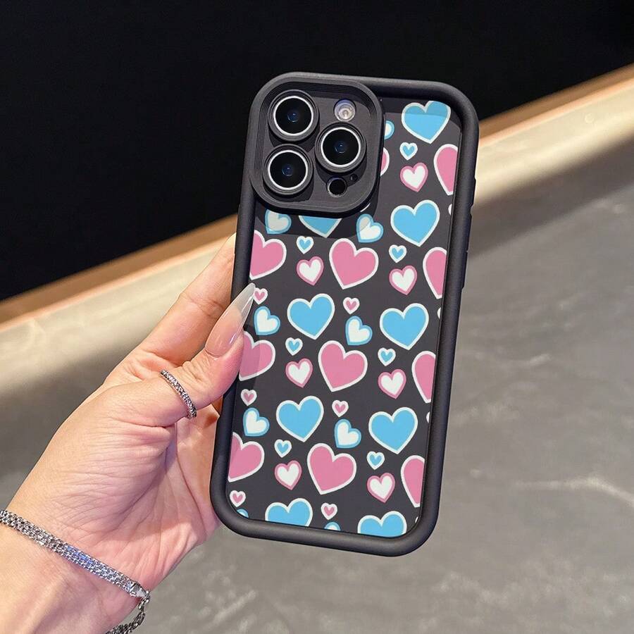 La elegante y sencilla carcasa anti - caída del teléfono móvil con un diseño de patrón de corazón es adecuada para los modelos 17, 16, 15, 14, 13, 12, 11 Pro / air / xR / XS y s25 / S24 / S23 / S22 / Fe / plus, construida con materiales tpu, que brindan protección anti - caída y amortiguación. Adecuado para regalar amigos y regalos de San valentín. - Negro - Ver 1