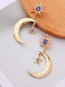 1 Pair French Romantic Creative Boho Style Mysterious Moon & Star Earrings