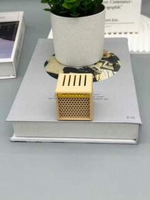 1pc Guitar Pick Holder (Multiple Colors Available), Does Not Include Picks, Minimalist High-End Decorative Style, Creative Music Accessory, Desktop Guitar Pick Storage Box, Suitable For 0.062 Inch And Thinner Picks, Game Accessory Storage Box, Durable Space-Saving Design - Multicolor - View 5