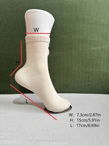 A Pair Of Women's Beige Cute Round Ball Rabbits, The Rabbit Round Ball Can Be Disassembled And Installed, Warm And Windproof Cute Style Mid Tube Floor Socks, Suitable For Daily Home Gatherings, Parties And Holidays, Suitable For Autumn And Winter Floor Wear, And Suitable As A Christmas Gift - Beige - View 12