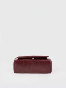 复古菱格纹酒红色PU方包，现代简约奢华风格女士单肩包，饰以刺绣线和金属链，拉链封口，适合日常购物和休闲穿着 - 酒紅色 - 查看 7