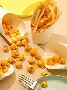 10pcs/20pcs/30pcs/40pcs/50pcs Thicker Kraft Paper Cone Cups, Fries Cups, Baking Packaging Boxes, Ice Cream Cups, Round Dessert Packaging Boxes [Thicker Version] - White - View 1