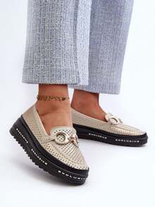 Mocassins élégants en cuir perforé pour femmes, premium, fabriqués en véritable cuir naturel, sur une plateforme confortable avec un ornement attrayant, marque S.Barski, modèle LR750, couleur beige, beige, or, blanc - Doré - Voir 4