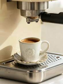 一套咖啡杯+碟，创意复古浮雕花卉图案浓缩咖啡杯碟，独特陶瓷咖啡杯套装，适用于咖啡馆、客厅、餐厅、甜品店