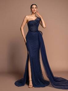 Women's Mermaid Party Dress, Decorated With Pearls, High Slit Design, Elegant One-Shoulder Sleeveless Style, Strapless Graceful Dress