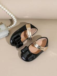 1 Pair Infant/Toddler Flat Shoes, PU Material, Gold Color, Comfortable Heel Enclosure, Suitable For All Seasons - Black - View 1