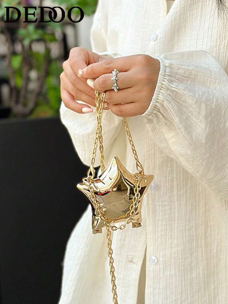 Dedoo 1 chiếc túi đeo vai hình ngôi sao thời trang có dây xích, ví cầm tay hình hộp ngôi sao có thể mở rộng, túi trang trí vỏ cứng, túi hình ngôi sao vui nhộn cho lễ hội âm nhạc, bề mặt bạc sáng bóng, phù hợp cho phụ nữ.