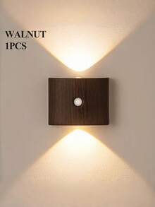 1、2、4 灯家用照明感应壁灯,LED 三色可调光,磁吸式免接线安装,木纹、金色、铬色等多种颜色可选,适用于走廊、过道、楼梯、入口等场所的自动照明,带感应器 - 彩色 - 查看 18