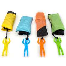 1pc Tangle-Free Parachute Toy, Colorful Plastic Soldier Figurine, Battery-Free Handheld Outdoor Flying Toy, Party Favor | Energetic Toy Set | Durable Parachute, Suitable For Halloween, Christmas Events And Parties - Multicolor - View 6