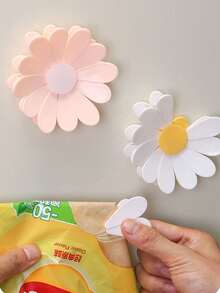 1 Piece Snack Sealing Clip, Creative Custom Daisy Petal Design. 3D Magnetic Sealing Clip, Refrigerator Magnet, Food Bag Clip. - Multicolor - View 7