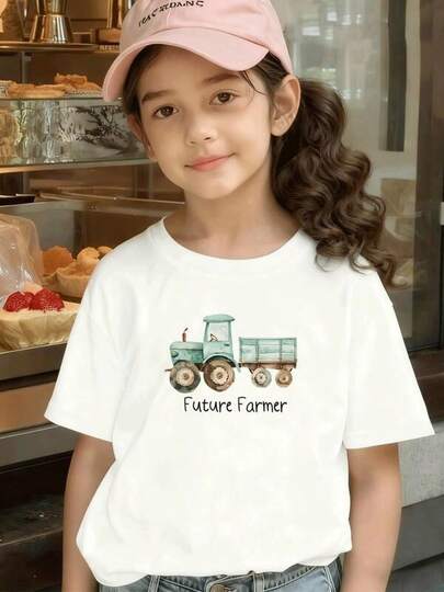 100% pure cotton children's t-shirt, comfortable and soft with excellent sweat absorption propertiesBonita camiseta de algodón con estampado de tractor de acuarela para niñas, camiseta informal de manga corta suave y transpirable con divertidos gráficos de granja, perfecta para uso diario y actividades al aire libre. Camiseta blanca con estampado de dibujos animados, adecuada para que la usen niños y niñas dulces y geniales.